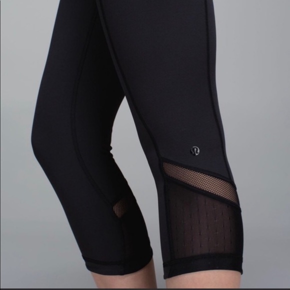 lululemon athletica Pants - Lululemon just breathe capri length leggings